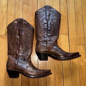 Handmade Corral tooled leather cowboy boots // tall shaft // Mexico